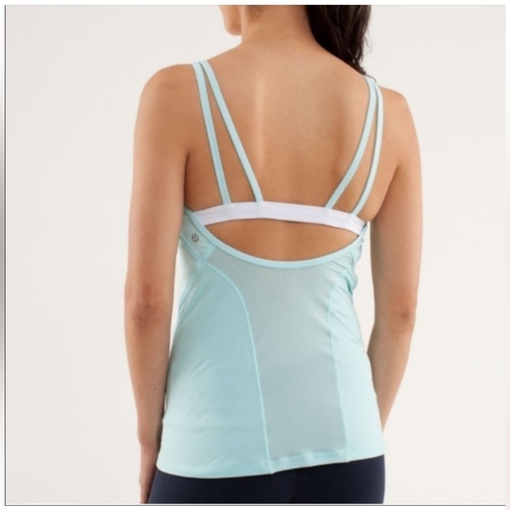 Lululemon Ignite Tank in Aquamarine travel or yoga gym perfect